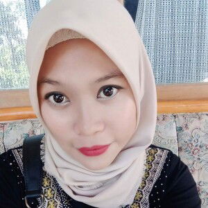 Intan Triyani profile icon