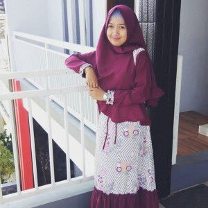 Nanik Zuhriyah profile icon