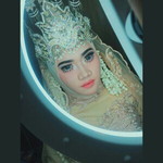 Dini Oktavianti profile icon