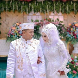 Nita Azzahh Sari profile icon