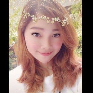 Claudia Carolina profile icon