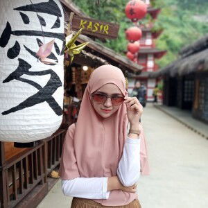 Diyah El-Moezthofa profile icon