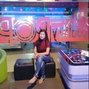 elen monica profile icon