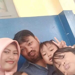 Widi Asih Noor Latifah profile icon