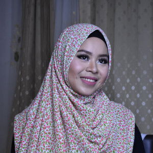 Sutriana Fatrin profile icon