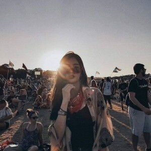 หญิง เบอล'ล profile icon