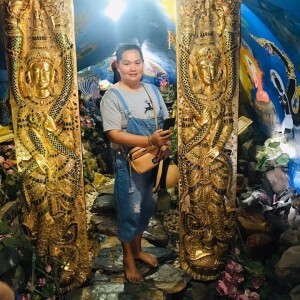 ผู้หญิง เจ้าน้ำตา profile icon