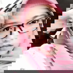 Putri Handini profile icon