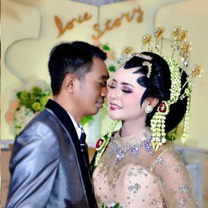 Yuni Ariska profile icon