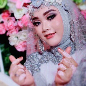 Rike Andrianii profile icon