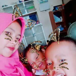 siti nuraini profile icon