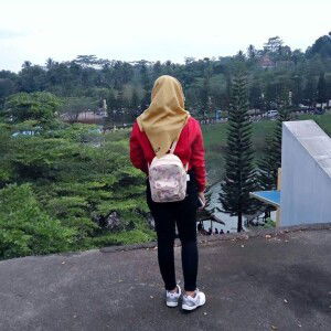 Widia Wati profile icon