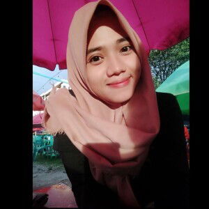 Risma Tari Mustari profile icon