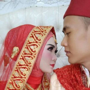 Ajeng Putri profile icon