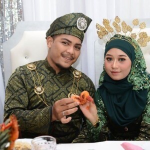 Dik Lin Lin profile icon