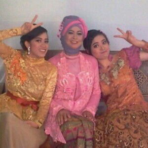 Arni Suwarni profile icon