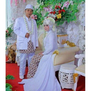 Desi Nuryanti profile icon