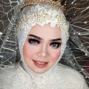 Feni Indri Yani profile icon