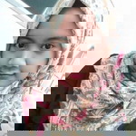 Shela Apriyani profile icon