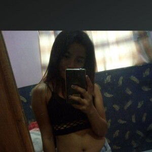 Lyka Dionisio profile icon