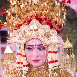 Lastri Rama Dhina profile icon