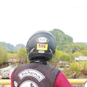 Etoz Lucky Padada profile icon