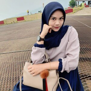 Anisa Satriyani profile icon