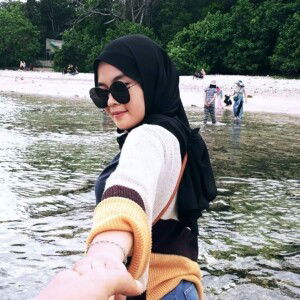 Desya Laras profile icon