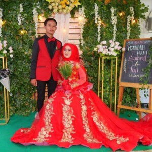 Puji Ira profile icon