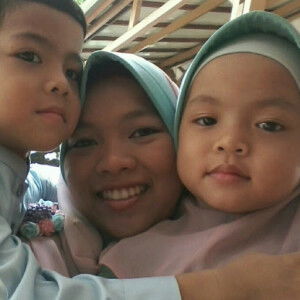 shanti nurhaeni profile icon