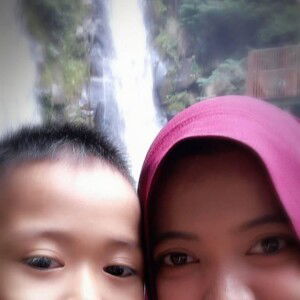 Vera Nurhayati profile icon