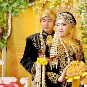 Yulia Kristianti profile icon