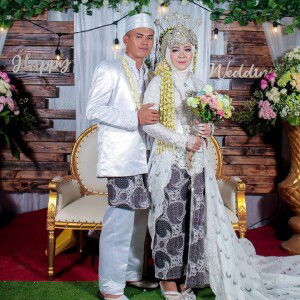 Niee Hermawan profile icon