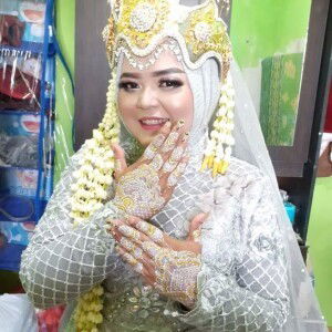 Sutini Ndut profile icon