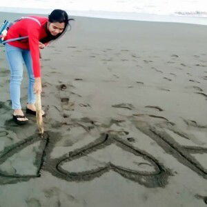 Decy Susanty profile icon