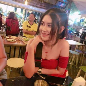 นู๋แคทตี้ ขี้มะโน จะขี่ยูเอฟโอไปดาวอังคาร profile icon