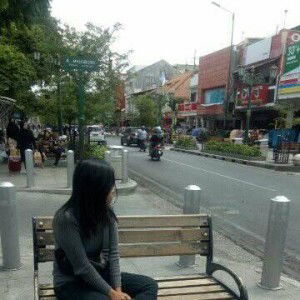 Tri Kurnia profile icon