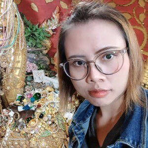 Sarinrat LoveFlower profile icon