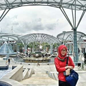 yunita pratiwi profile icon