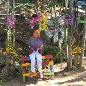 Dewi Kurnia profile icon