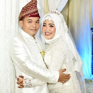 Desti Harneli profile icon