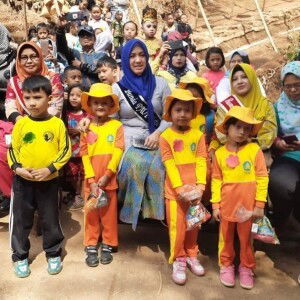 Heny Dwi As Tutuy profile icon