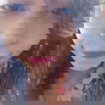 Riyani Riyani profile icon