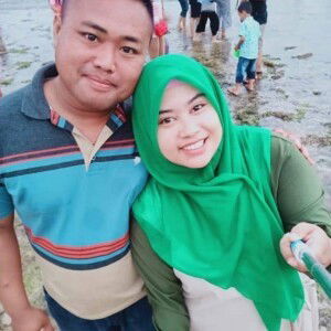 Rischa N. Wahyuningtiyas profile icon