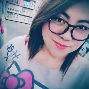 quennie vlogs profile icon