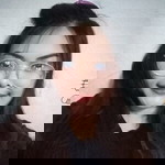 Bee Sutatta profile icon