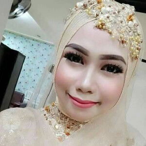 Fitri Yani profile icon