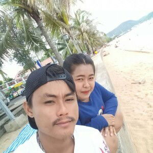 บ่เป็นหยัง เค้าเข้าจัย profile icon