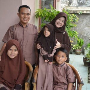 Titin Sutriani profile icon