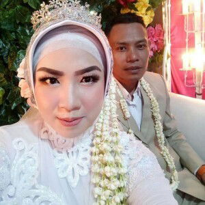 SuLfi Eka Wardani profile icon